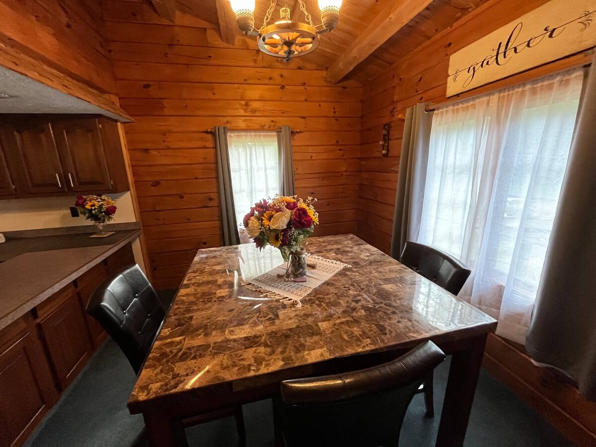 Sunny dining nook in the cabin